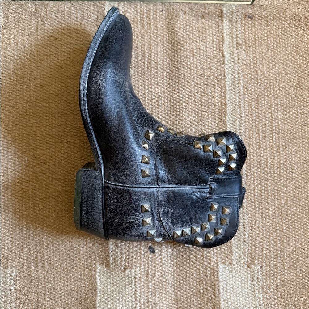Authentic Frye Black Studded Ankle Booties, Size - 10 (eu 40) - Picture 4 of 4